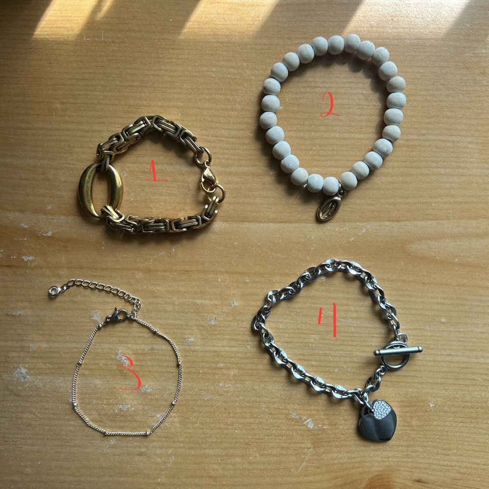 4 bracelets